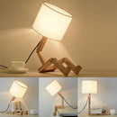 Companheiro de Luz – Luminária Articulada em Madeira